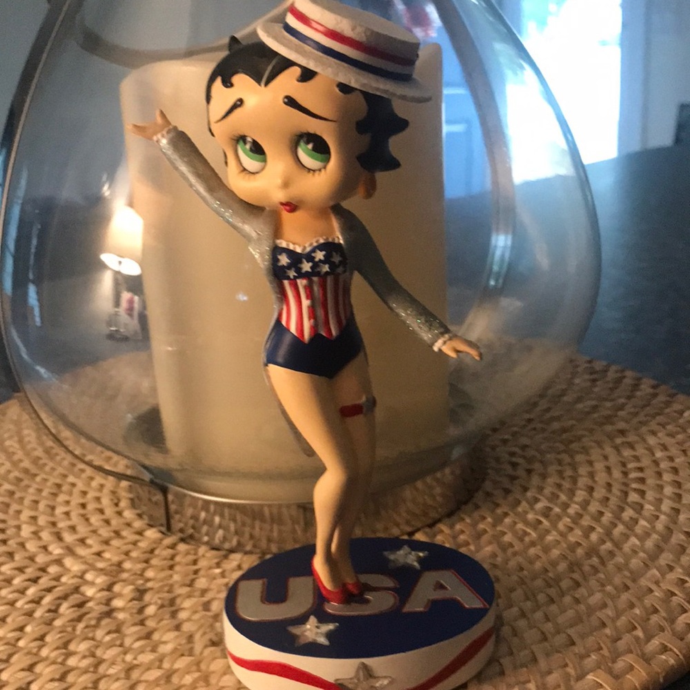 Betty Boop Star Spangled Collector Figurine